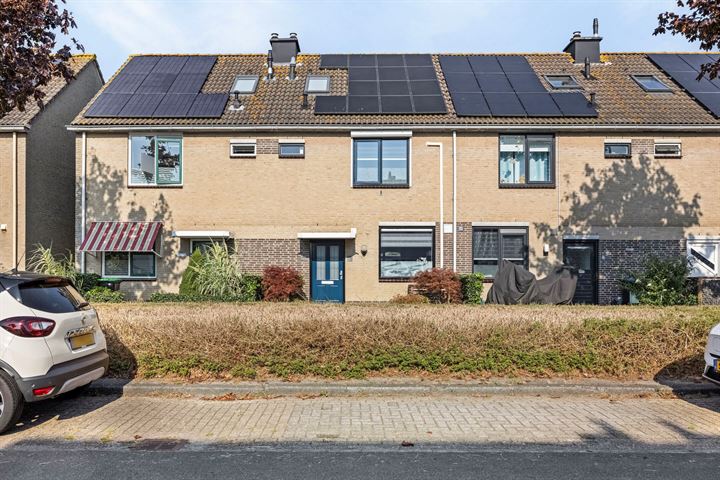 Rijnlaan 47 in Spijkenisse foto