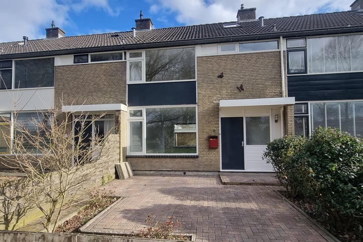 Rijnstraat 8 in Assen