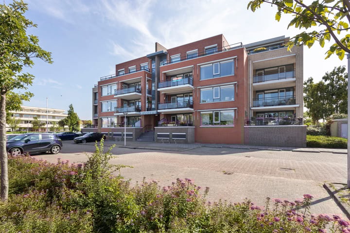 Rijnveste 12 in 's-Gravenzande
