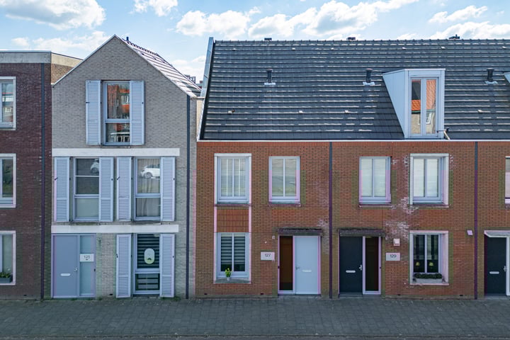 Rijnzichtweg 127 in Oegstgeest foto