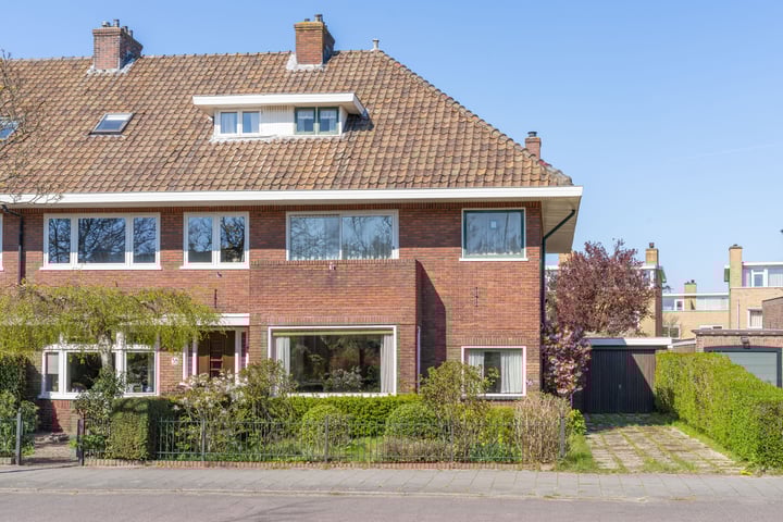 Rijnzichtweg 36 in Oegstgeest