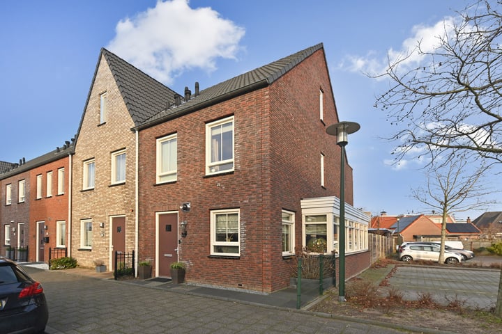 Foto van woning Rijsenburgerweg 10B, Poeldijk
