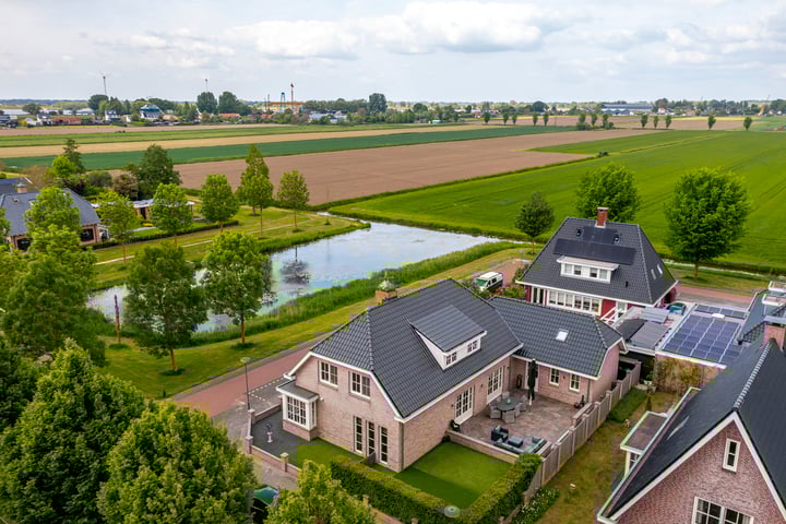 Rijshaak 1 in Werkendam foto