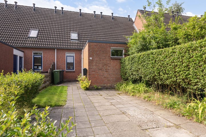 Riklanden 17 in Assen foto