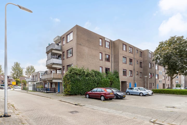 Ringspoor 152 in Capelle aan den IJssel foto