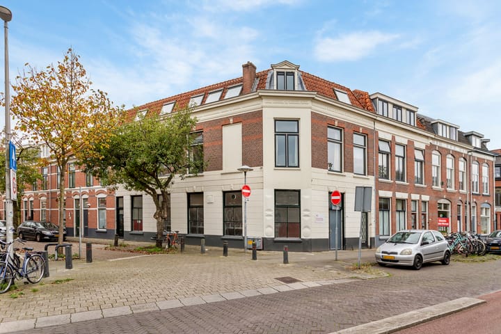 Riouwstraat 1 in Utrecht foto