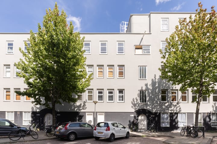 Riouwstraat 103C in Amsterdam