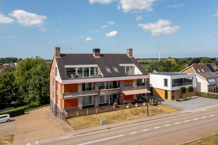 Rivierdijk 199 in Hardinxveld-Giessendam foto