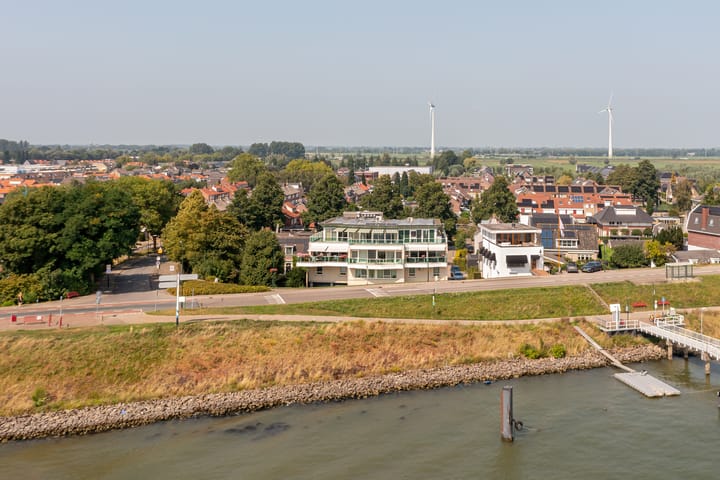 Rivierdijk 245 in Hardinxveld-Giessendam