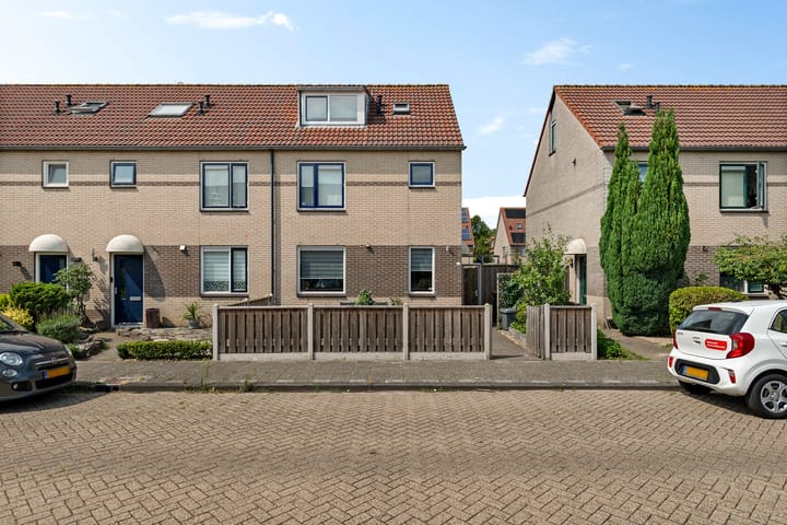 Rivierenlaan 54 in Lelystad
