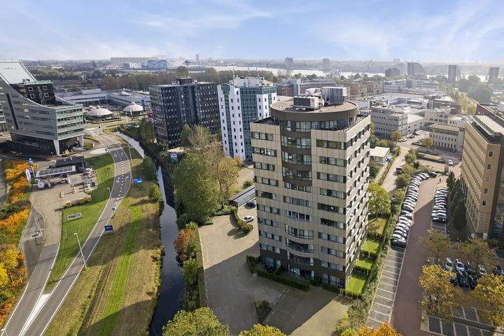 Rivium 1e straat 65M in Capelle aan den IJssel foto