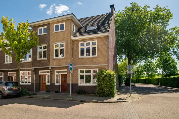 Robert Regoutstraat 4 in Roermond