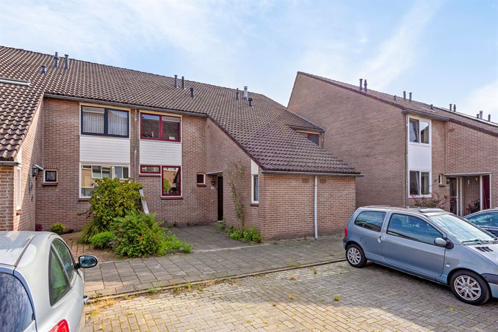 Robert Stolzstraat 39 in Hengelo foto