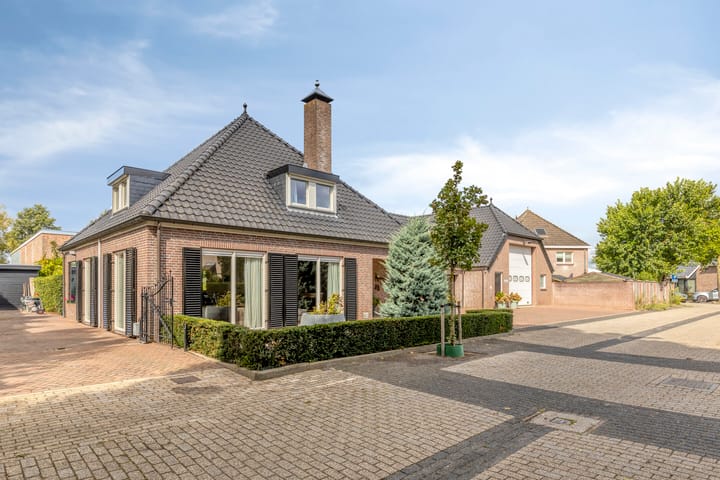Robijnborch 9 in Rosmalen