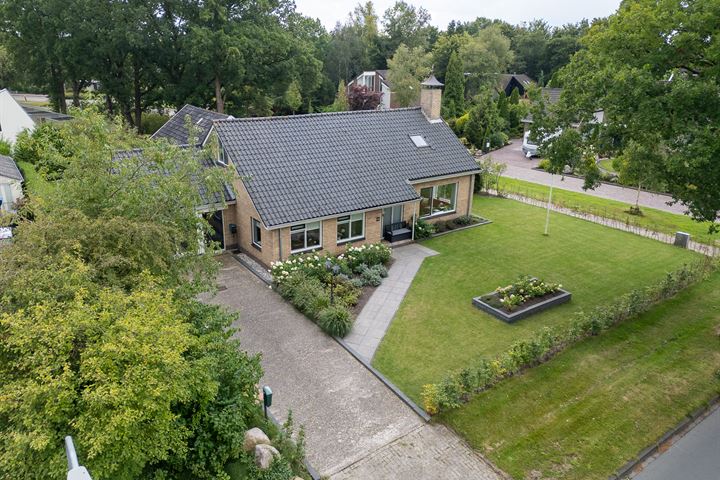 Roderweg 64 in Roden foto