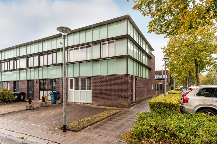 Rodinweg 6 in Almere foto