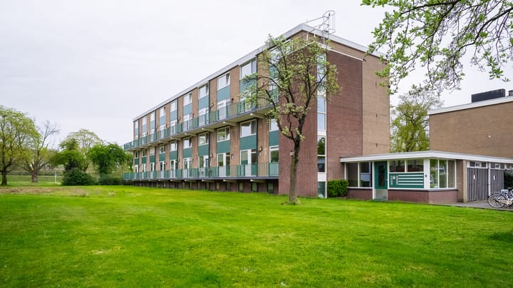 Roelof van Schevenstraat 143 in Enschede foto