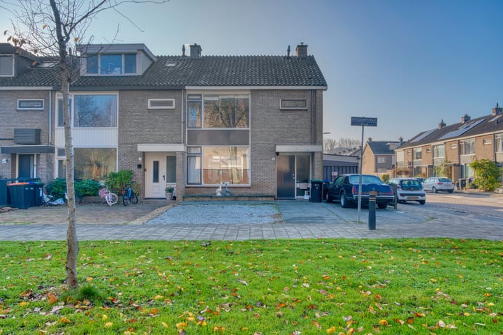 Roerdompstraat 8 in Zwijndrecht