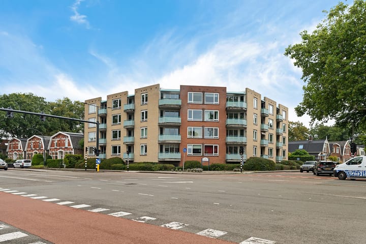 Roessinghsbleekweg 1-24 in Enschede foto