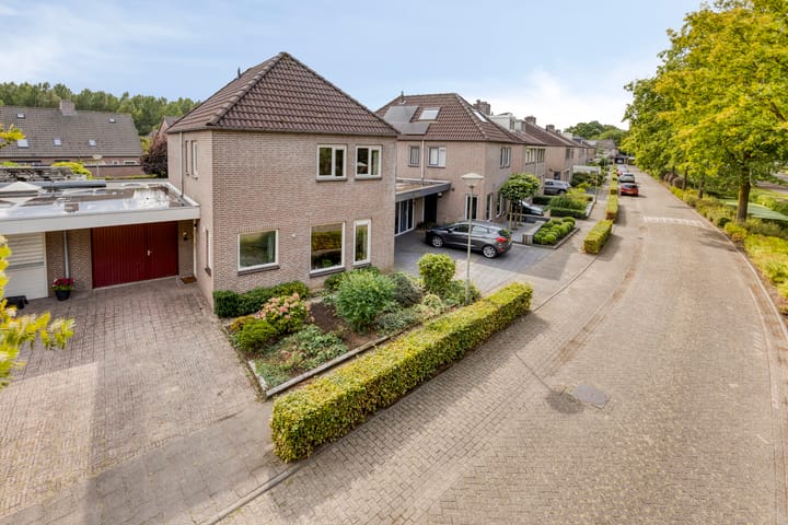 Roesterd 13 in Ravenstein foto