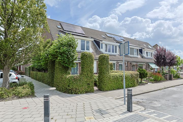 Roggeveldweg 1 in Nieuwveen foto