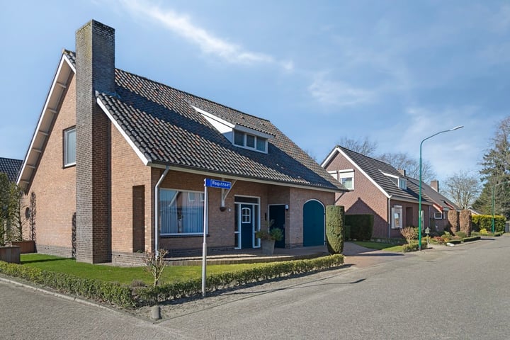 Rogstraat 1 in Rijkevoort foto