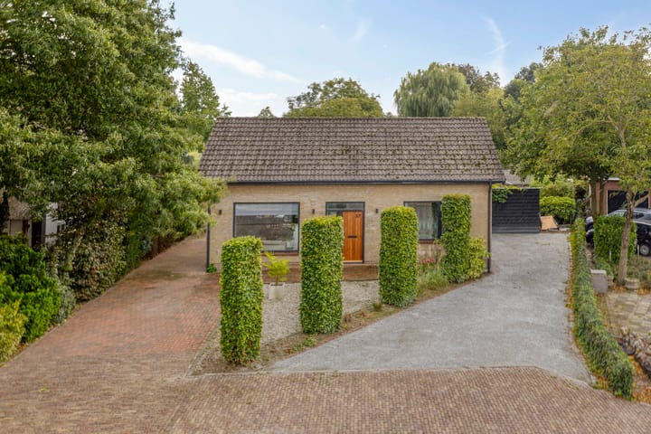 Rogstraat 37 in Herpen foto