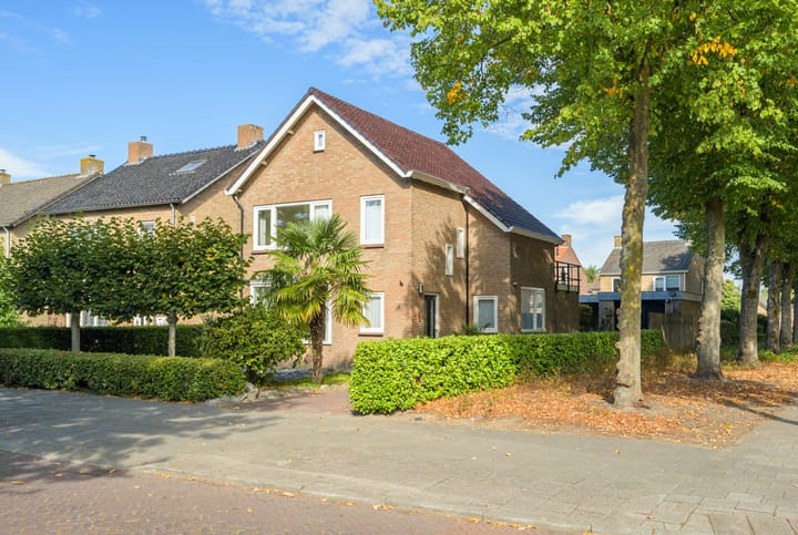 Romboutsstraat 2 in Made