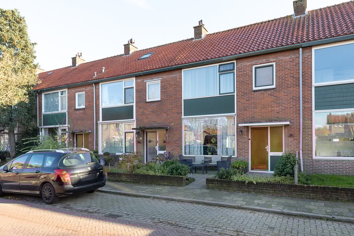 Röntgenstraat 123 in Hilversum foto
