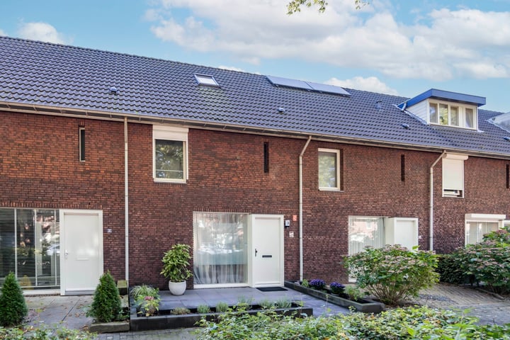 Roodeschoolstraat 14 in Tilburg foto