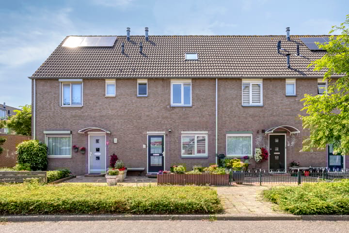 Roos van Dekemastraat 21 in Amersfoort