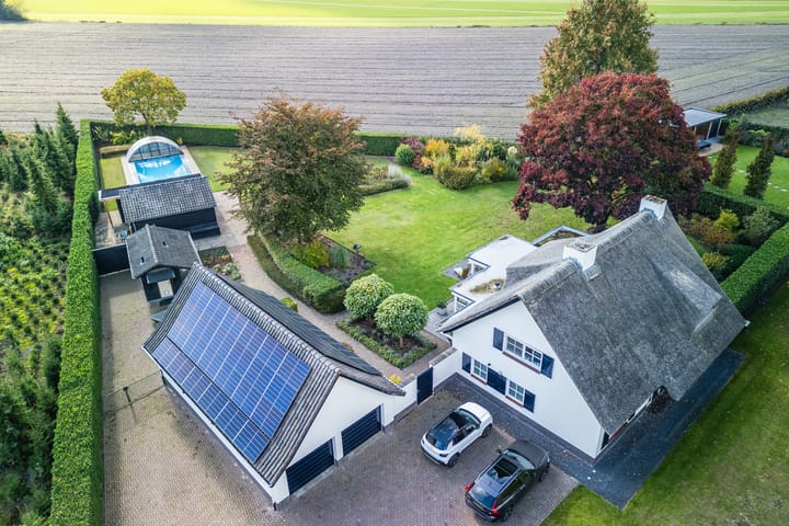 Roosbergseweg 5A in Bavel foto