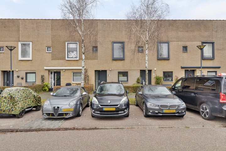 Roosduinen 45 in Hoofddorp foto