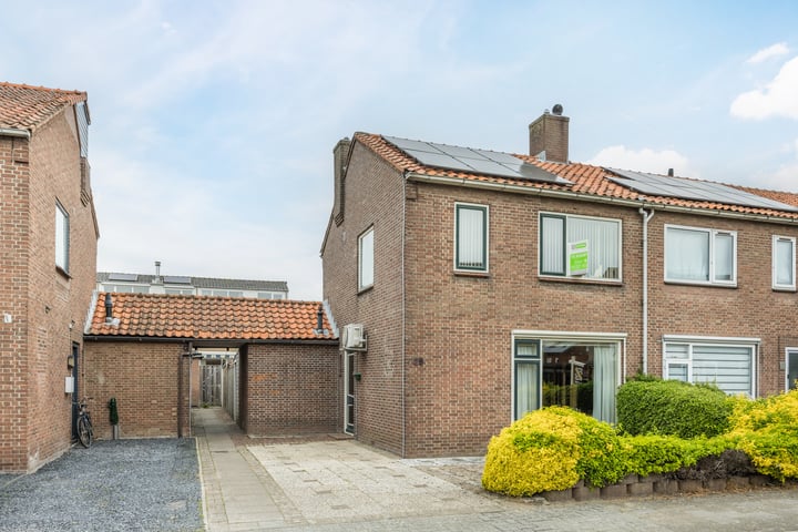 Foto van woning Roosenhoeklaan 29, Hellevoetsluis