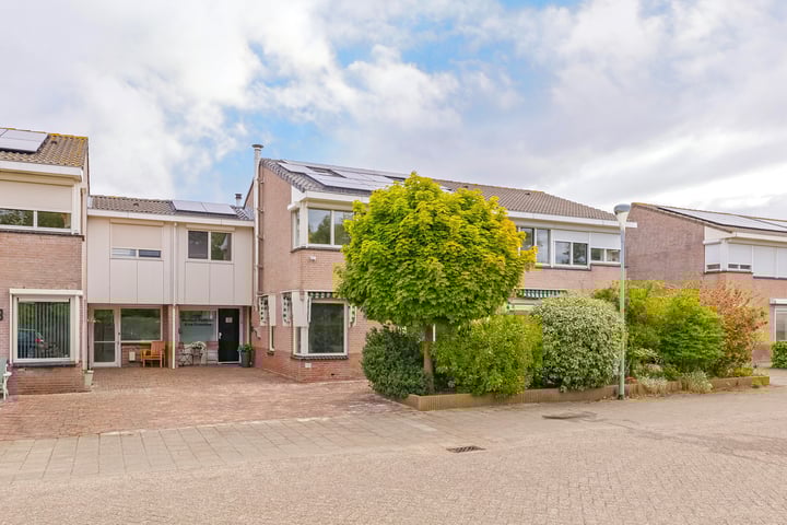 Roosje Vosplantsoen 10 in Hoofddorp