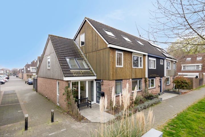 Roosje Vosstraat 26 in Alphen aan den Rijn foto