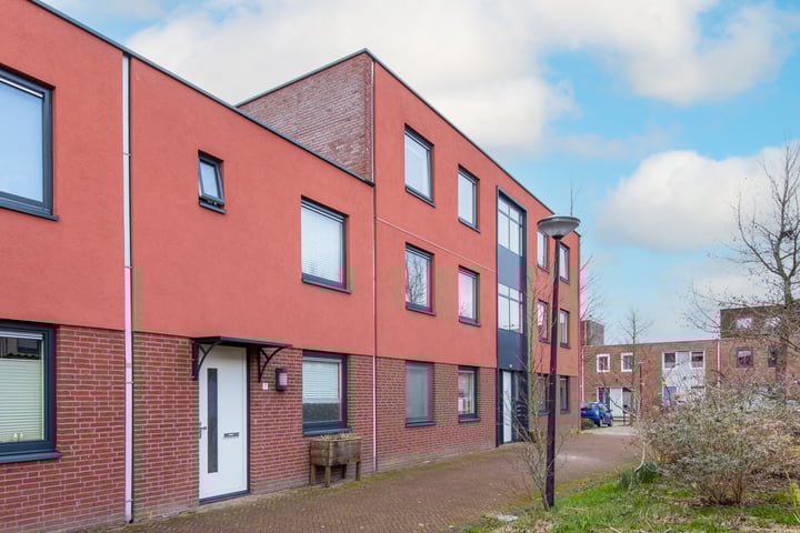 Roosje Vostuin 6 in Heerhugowaard foto