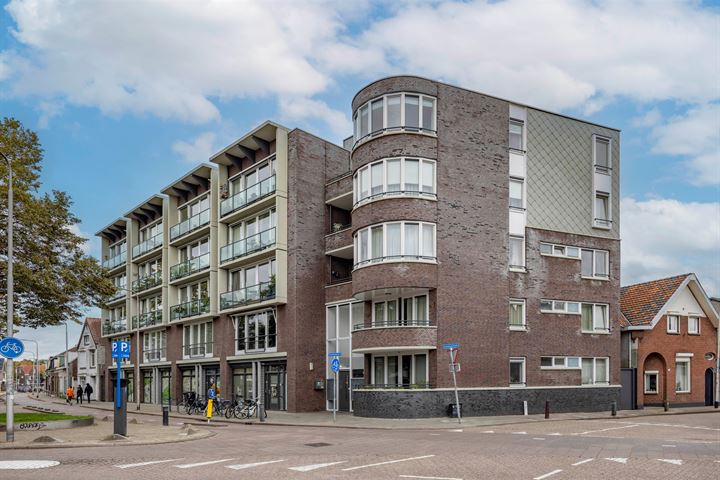 Rosmolenplein 77 in Tilburg foto