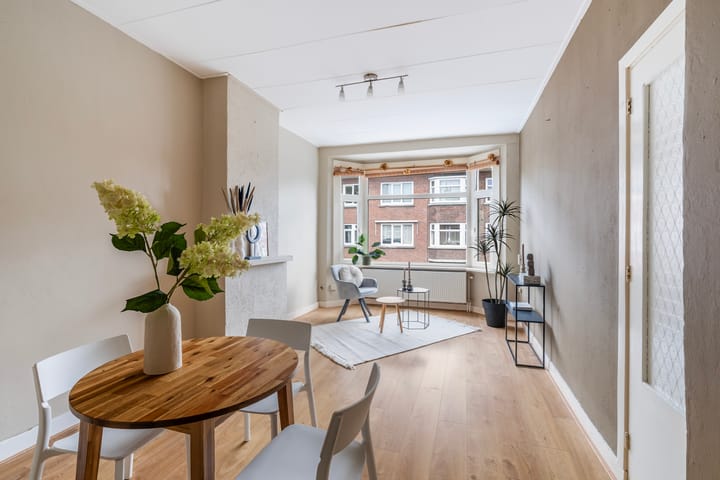 Rosseelsstraat 70 in 's-Gravenhage foto