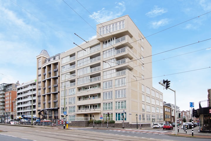 Rotterdamsestraat 2-18 in 's-Gravenhage foto