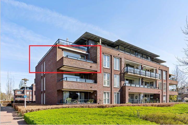 Rouboslaan 116 in Voorschoten foto