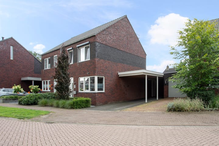 Rozemarijn 27 in Oost West en Middelbeers foto
