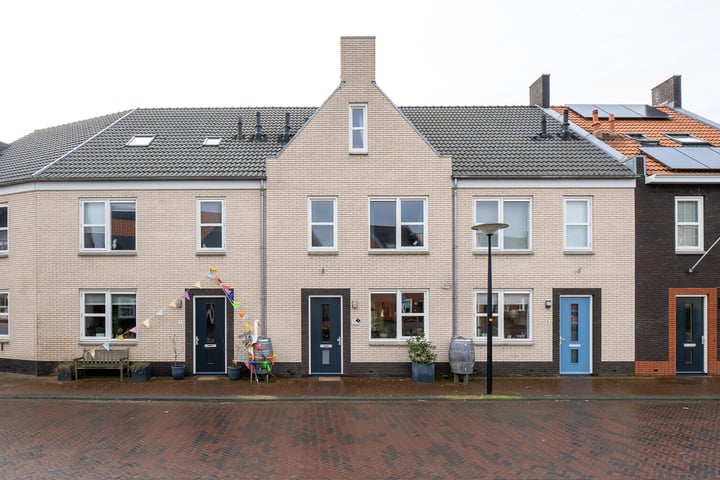 Rozenbottel 3 in Hengelo foto