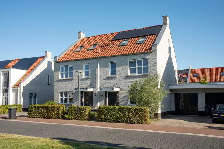 Rozenhof 64 in Borne foto