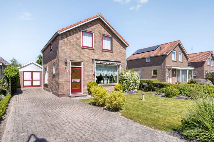 Rozenhoutstraat 8 in Heerhugowaard