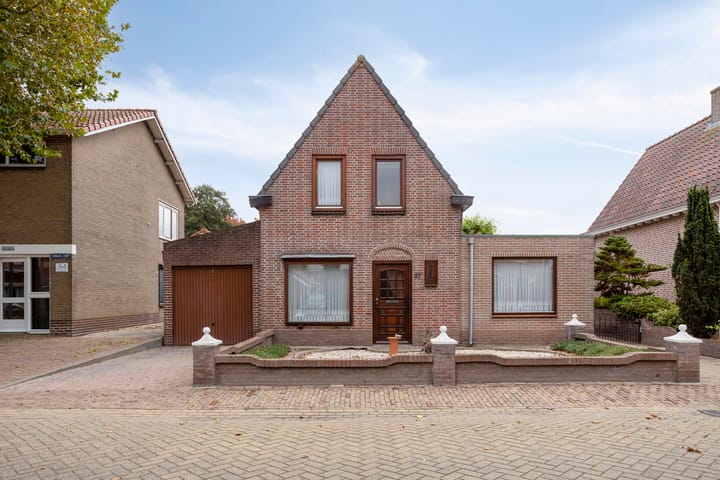 Rozenkransstraat 37 in St. Willebrord foto