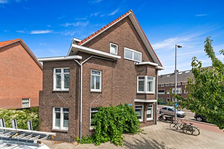 Rozenlaan 16B in Rotterdam