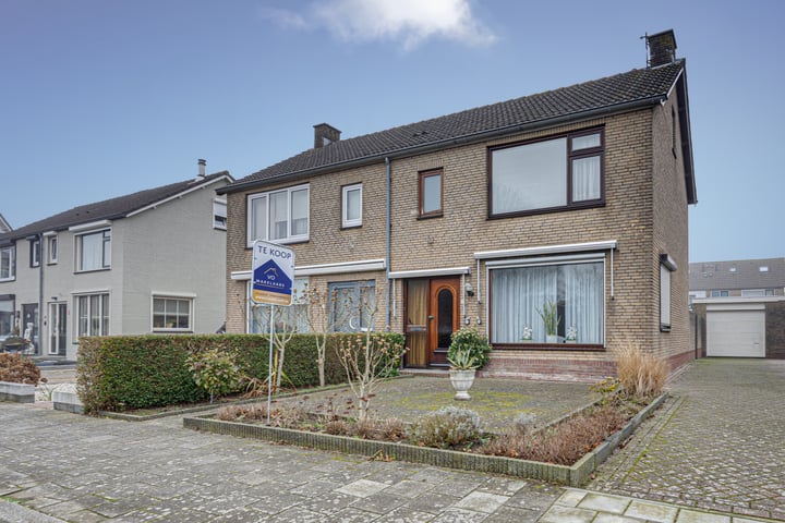 Rozenlaan 22 in Yerseke foto