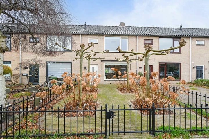 Rozenstraat 14 in Naaldwijk foto