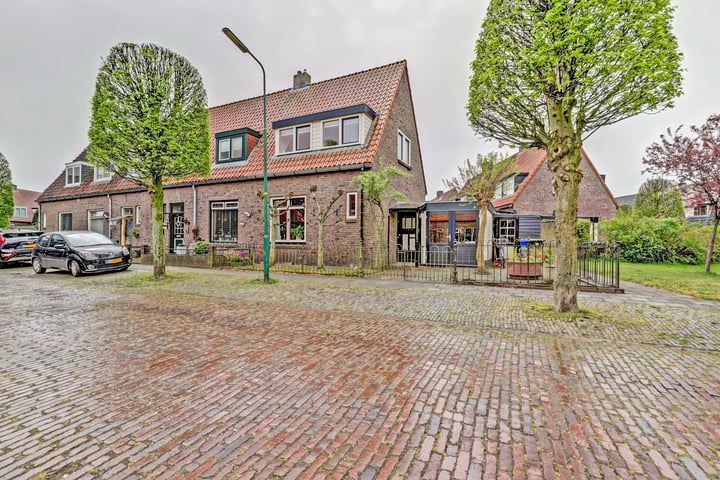Rozenstraat 2 in Baarn foto